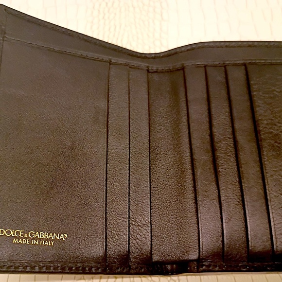 Very Rare Gorgeous Unigue New/Unused Dolce Gabana Flower Design Polished Tri-Fol - Picture 13 of 15